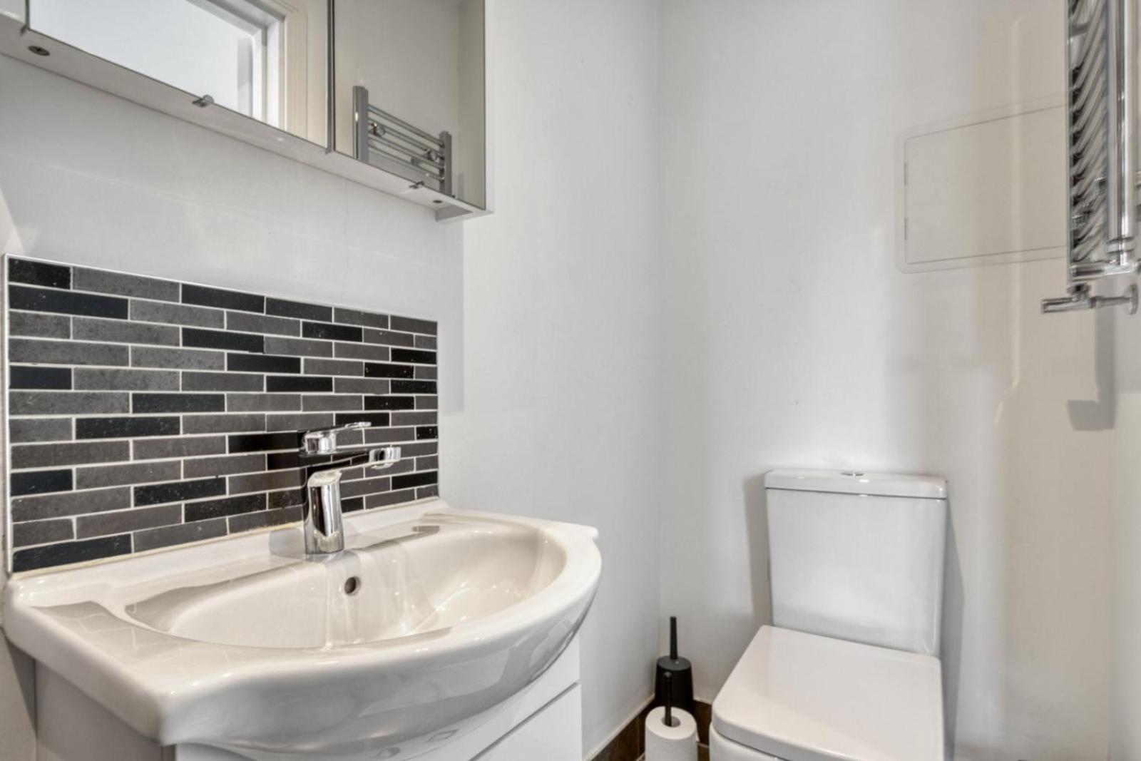 Luxurious Hidden Gem In Wandsworth Apartment London Ngoại thất bức ảnh