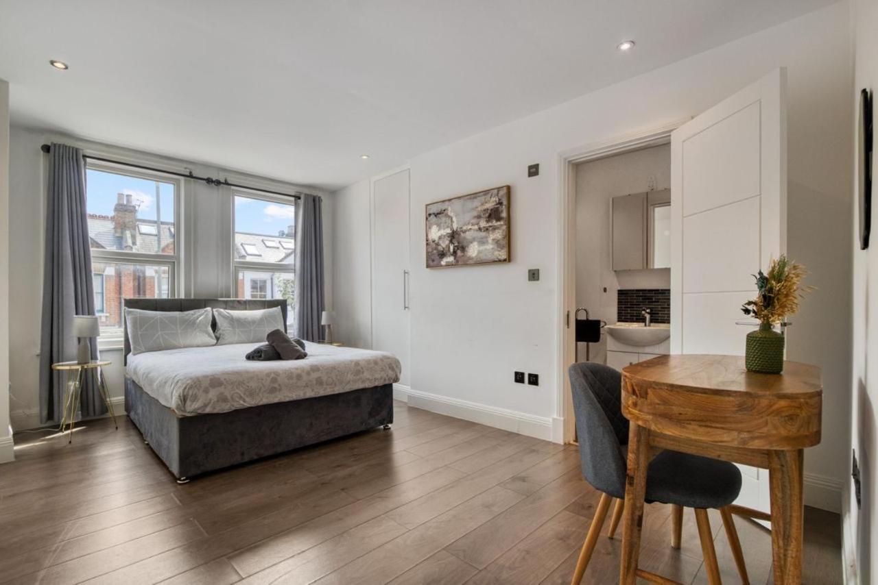 Luxurious Hidden Gem In Wandsworth Apartment London Ngoại thất bức ảnh