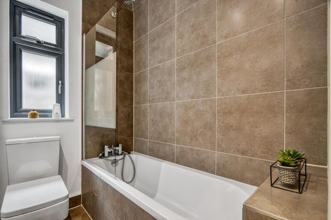 Luxurious Hidden Gem In Wandsworth Apartment London Ngoại thất bức ảnh