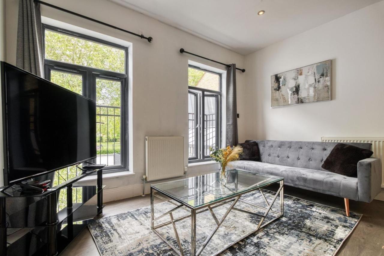 Luxurious Hidden Gem In Wandsworth Apartment London Ngoại thất bức ảnh