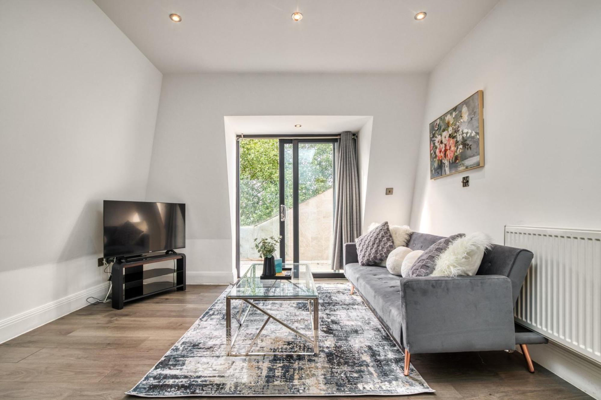 Luxurious Hidden Gem In Wandsworth Apartment London Ngoại thất bức ảnh